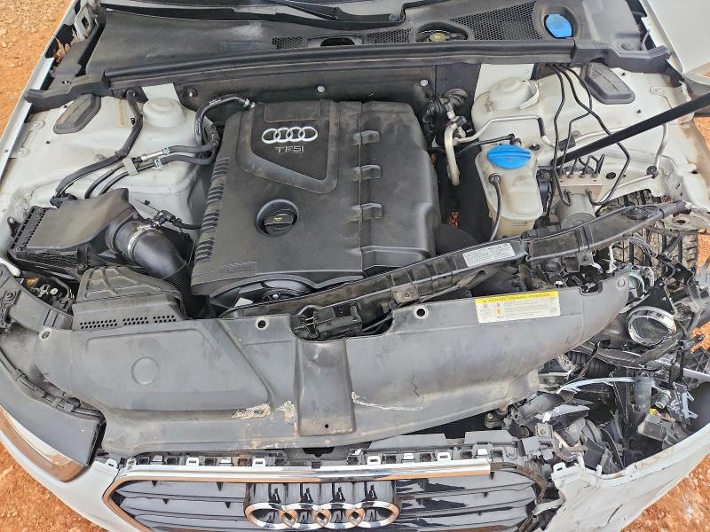 Продажа на аукционе авто 2015 Audi A4, vin: WAUAFAFL2FN029521, номер лота: 77869395