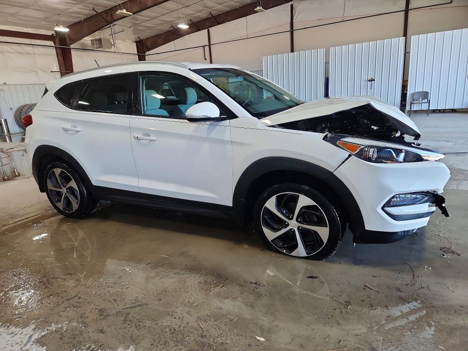 2016 Hyundai Tucson მანქანა იყიდება აუქციონზე, vin: KM8J33A23GU074363, აუქციონის ნომერი: 78711965