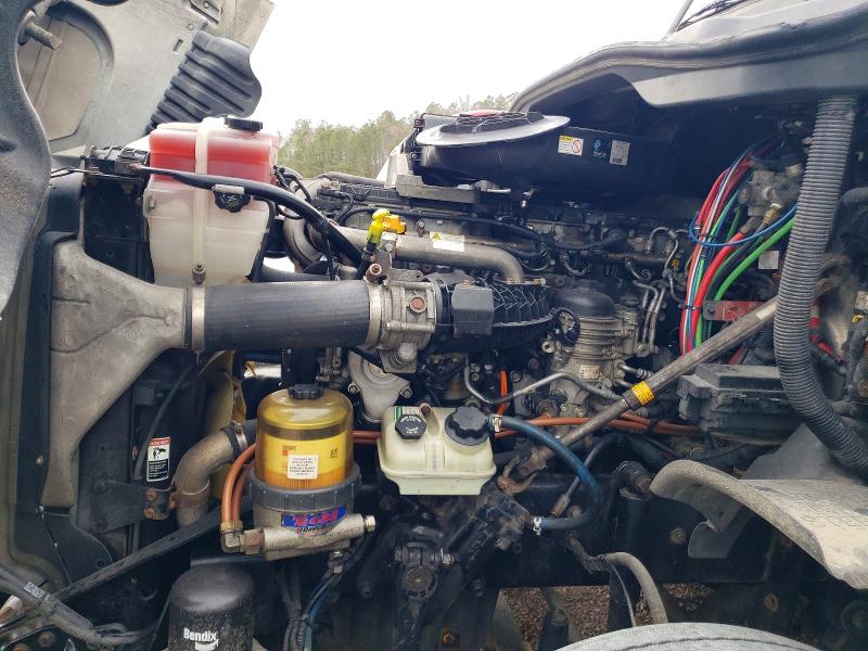 2016 Freightliner Cascadia 1 მანქანა იყიდება აუქციონზე, vin: 1FUBGEDV3GLHC5647, აუქციონის ნომერი: 77515935