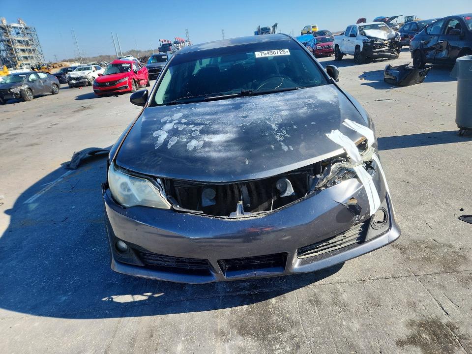 2014 Toyota Camry მანქანა იყიდება აუქციონზე, vin: 4T1BF1FK3EU750686, აუქციონის ნომერი: 75490725