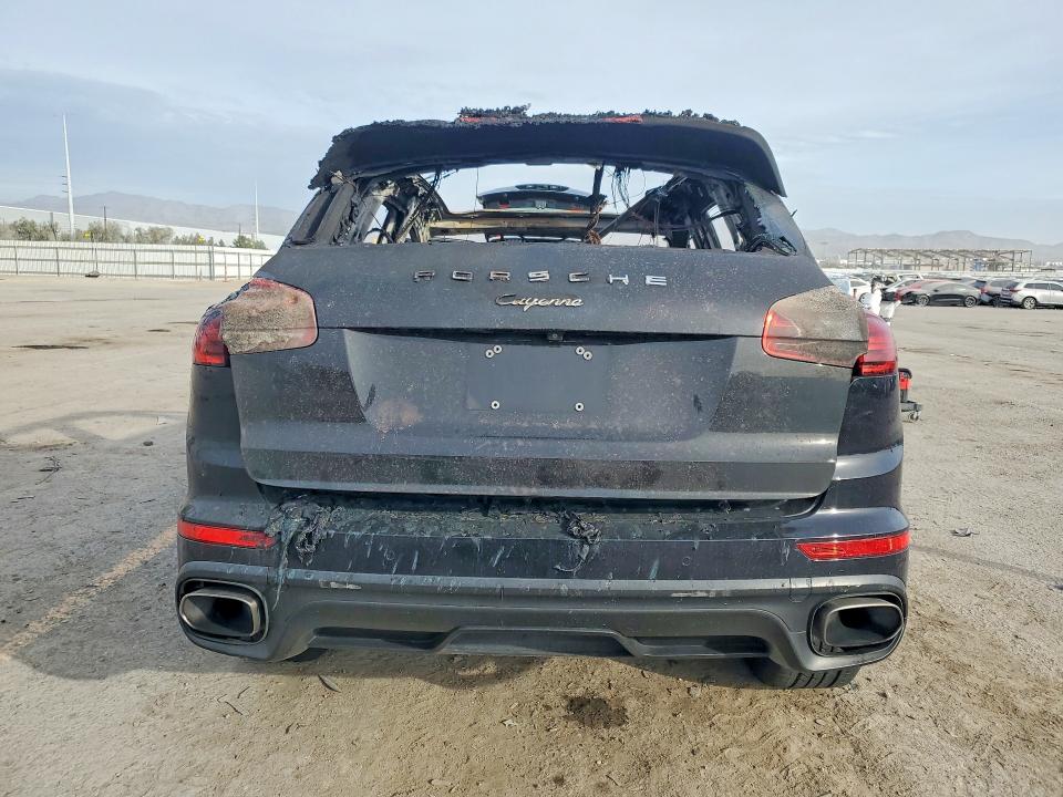 Продажа на аукционе авто 2016 Porsche Cayenne, vin: WP1AA2A20GKA14748, номер лота: 77010515