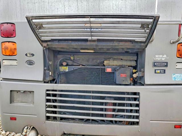 75515455 :رقم المزاد ، 4UZAAHAK32CK2779 vin ، 2002 Freightliner Chassis X مزاد بيع
