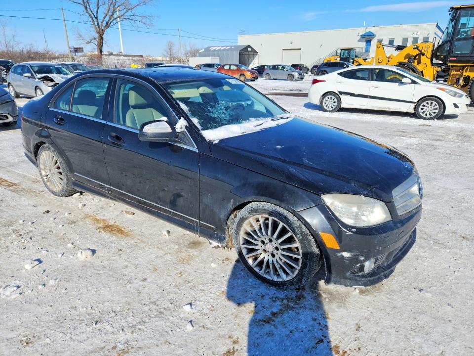 77131145 :رقم المزاد ، WDDGF81X19F339857 vin ، 2009 Mercedes-benz C مزاد بيع