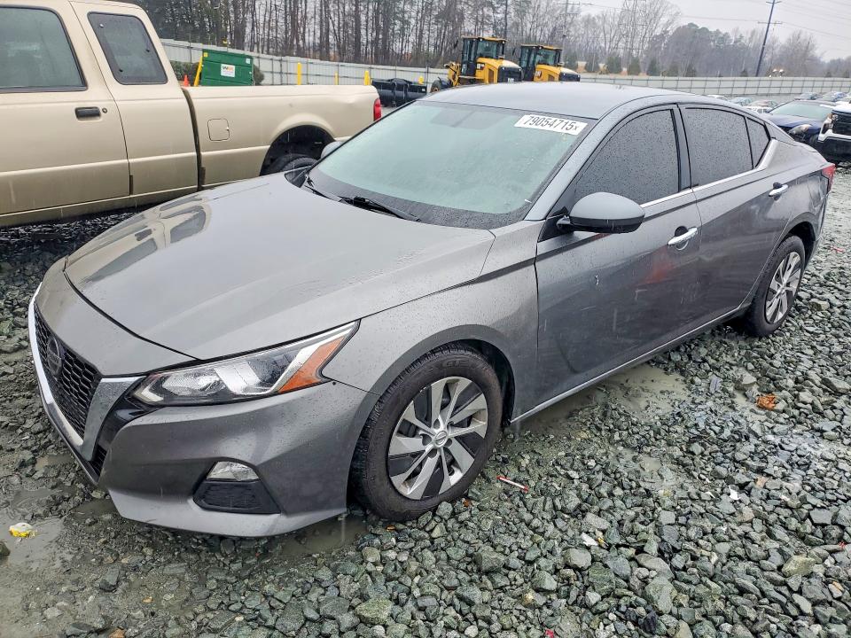 79054715 :رقم المزاد ، 1N4BL4BV8LC198075 vin ، 2020 Nissan Altima مزاد بيع