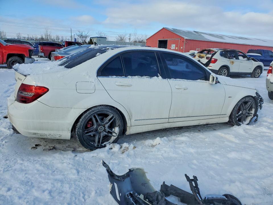 Продажа на аукционе авто 2013 Mercedes-benz C, vin: WDDGF8JB3DA807940, номер лота: 75797595
