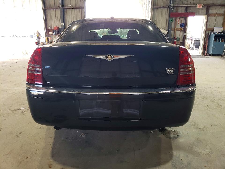 Продажа на аукционе авто 2007 Chrysler 300c, vin: 2C3KA63H27H897276, номер лота: 77798945