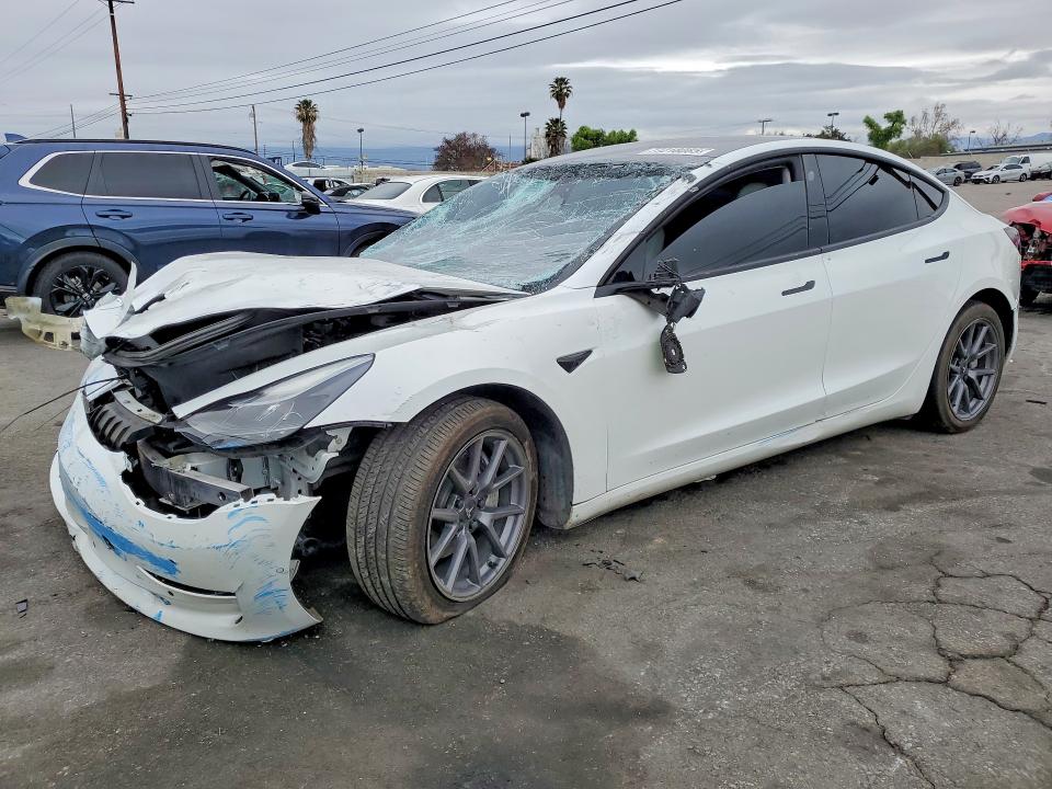 Auction sale of the 2022 Tesla Model 3, vin: 5YJ3E1EB2NF278177, lot number: 77218085