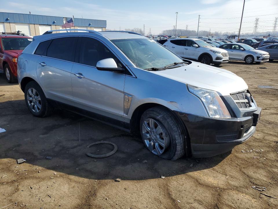 77083905 :رقم المزاد ، 3GYFNBE31ES675392 vin ، 2014 Cadillac Srx مزاد بيع