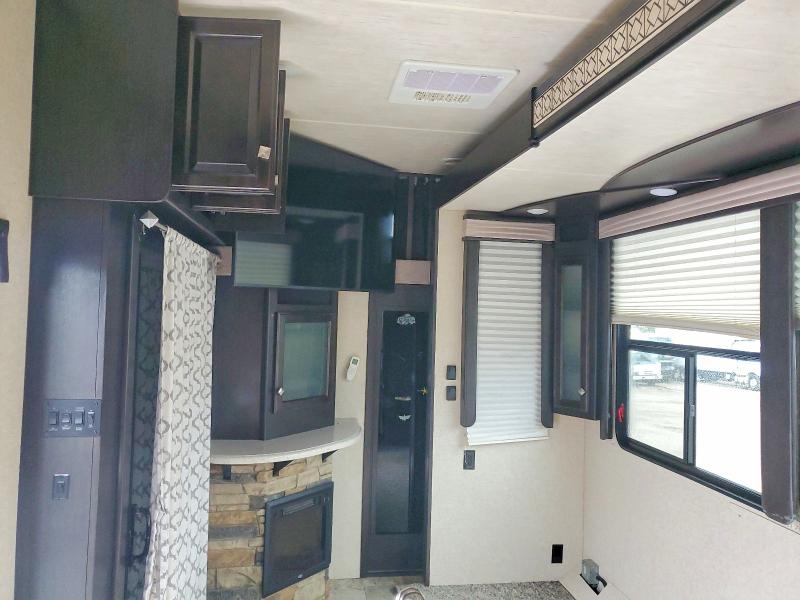 Продаж на аукціоні авто 2017 Heartland Road Warri, vin: 5SFCG4430HE341138, номер лоту: 76036835