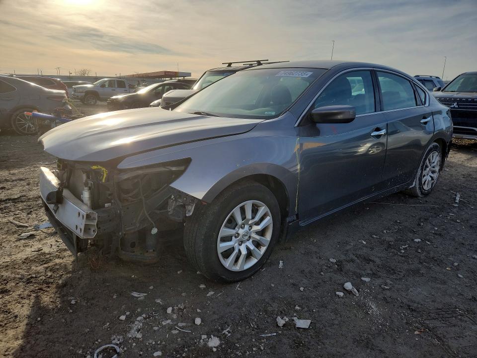 Продажа на аукционе авто 2017 Nissan Altima, vin: 1N4AL3AP7HC472687, номер лота: 74962735