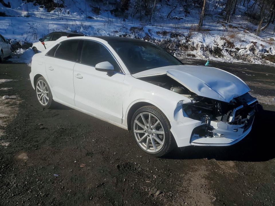 76392435 :رقم المزاد ، WAUE8GFF7G1071524 vin ، 2016 Audi A3 مزاد بيع