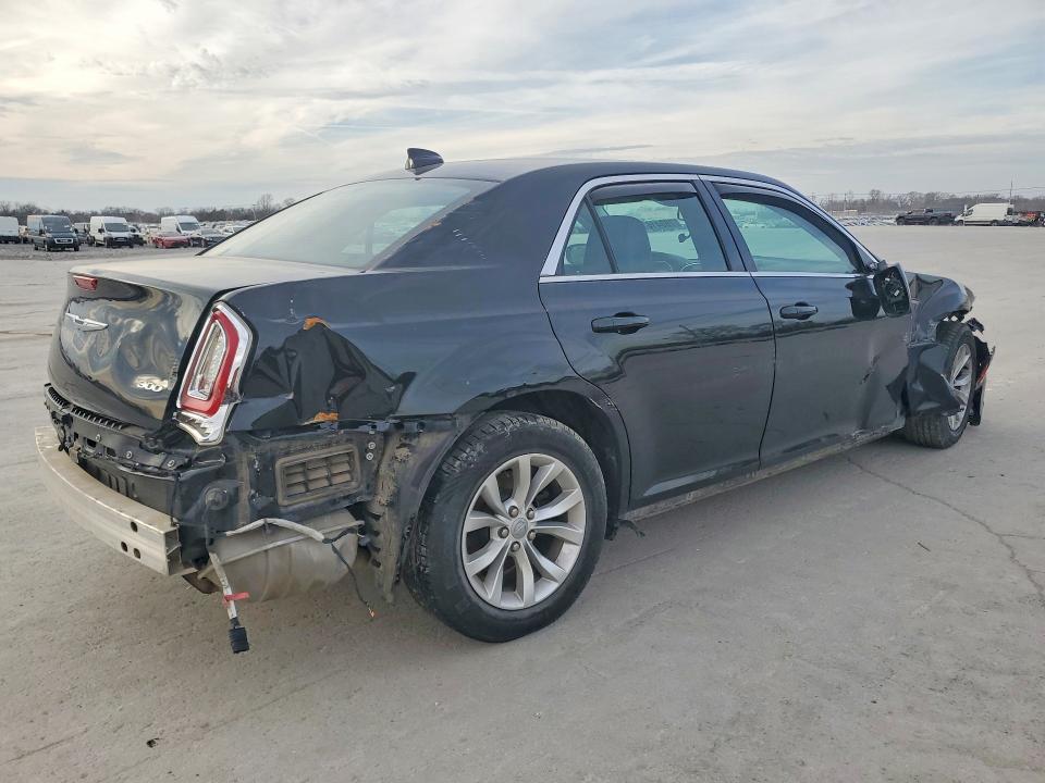 2015 Chrysler 300 მანქანა იყიდება აუქციონზე, vin: 2C3CCAAG1FH904048, აუქციონის ნომერი: 76041615