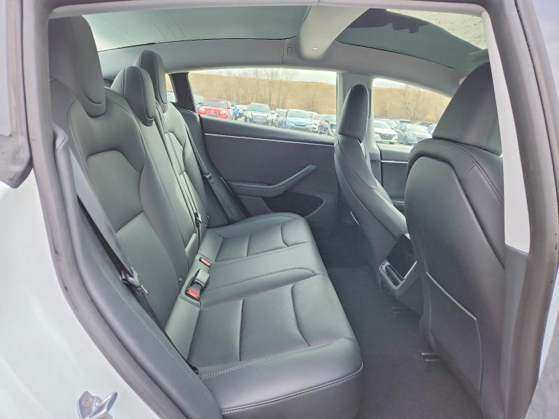 75208285 :رقم المزاد ، 5YJ3E1EB3SF034016 vin ، 2025 Tesla Model 3 مزاد بيع