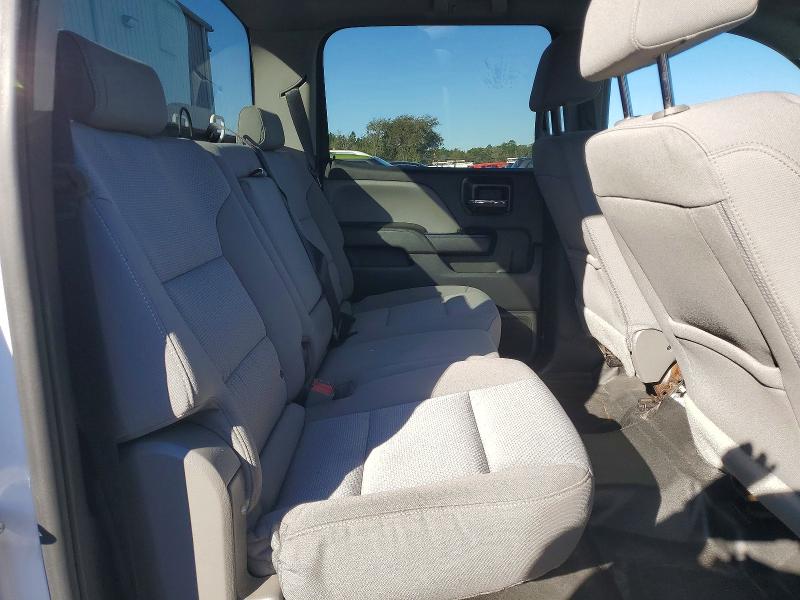 78830725 :رقم المزاد ، 3GCPCNEH8JG234059 vin ، 2018 Chevrolet Silverado مزاد بيع