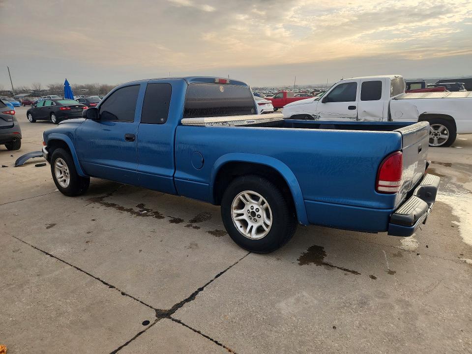 77952235 :رقم المزاد ، 1D7GL32K04S558291 vin ، 2004 Dodge Dakota مزاد بيع