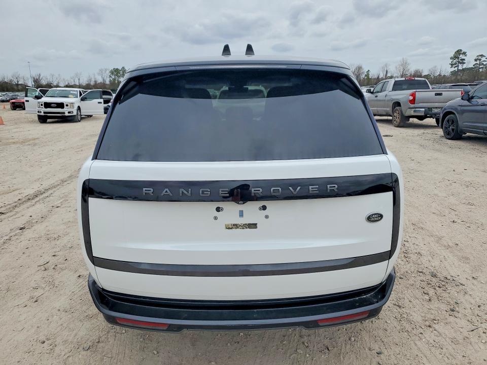 77135645 :رقم المزاد ، SALKPBE7XPA025006 vin ، 2023 Land Rover Range Rove مزاد بيع