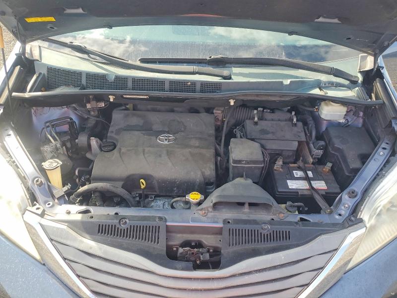 78521105 :رقم المزاد ، 5TDYK3DC2ES508123 vin ، 2014 Toyota Sienna مزاد بيع