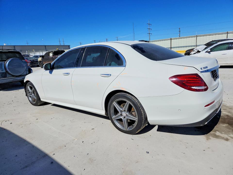 75240745 :رقم المزاد ، WDDZF4JB8HA075053 vin ، 2017 Mercedes-benz E مزاد بيع