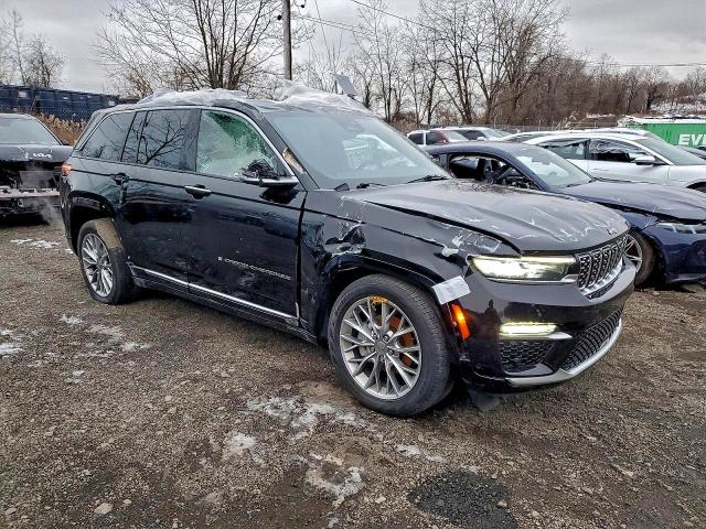 76977245 :رقم المزاد ، 1C4RJHEG3N8572181 vin ، 2022 Jeep Grand Cher مزاد بيع