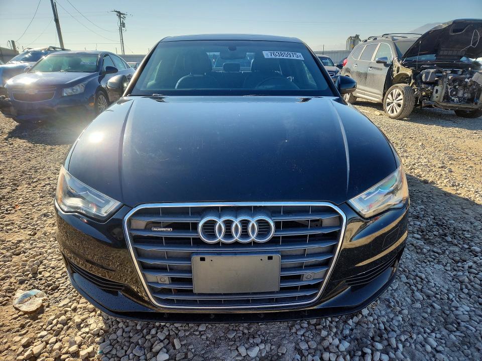 Продажа на аукционе авто 2016 Audi A3, vin: WAUB8GFFXG1064540, номер лота: 76385975