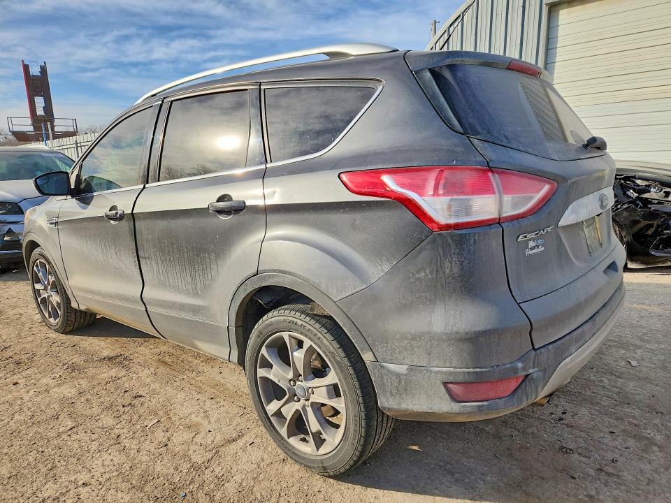 Продаж на аукціоні авто 2015 Ford Escape, vin: 1FMCU0J90FUB48922, номер лоту: 77292335