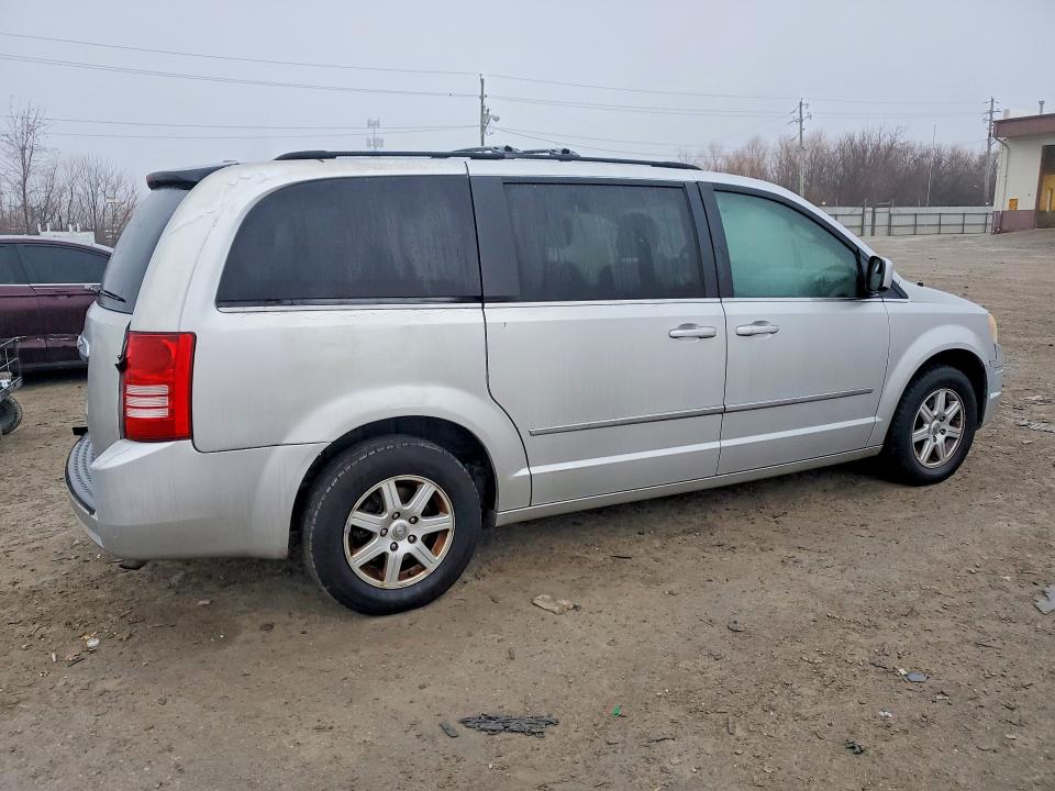 77971865 :رقم المزاد ، 2A4RR5D16AR421087 vin ، 2010 Chrysler Town & Country مزاد بيع
