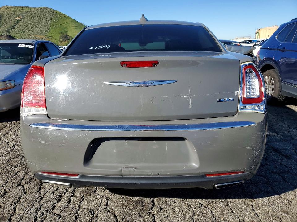 78448405 :رقم المزاد ، 2C3CCAAG6JH190815 vin ، 2018 Chrysler 300 مزاد بيع