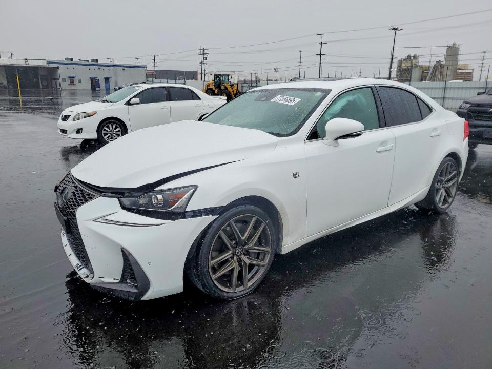 77558895 :رقم المزاد ، JTHGZ1B24L5036675 vin ، 2020 Lexus Is مزاد بيع