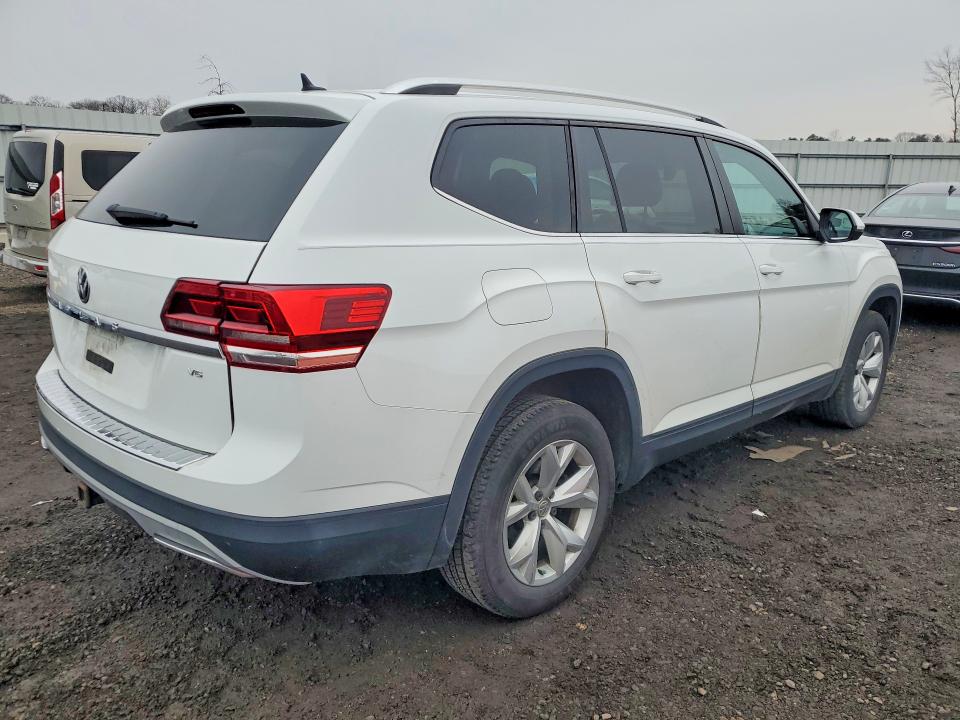 Продажа на аукционе авто 2019 Volkswagen Atlas, vin: 1V2DR2CA6KC542338, номер лота: 78823945