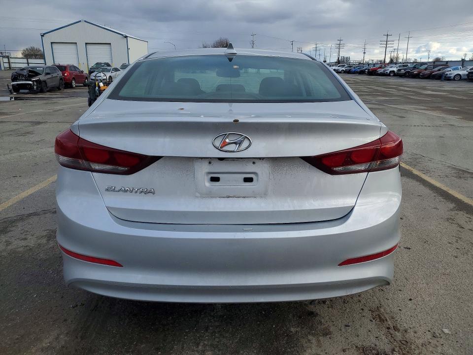 2018 Hyundai Elantra მანქანა იყიდება აუქციონზე, vin: KMHD84LF2JU591715, აუქციონის ნომერი: 78264335