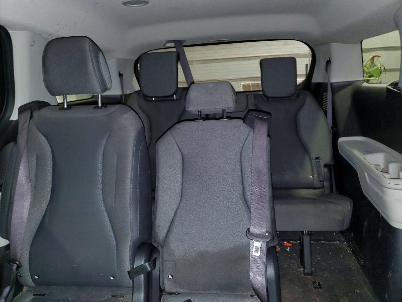 Продажа на аукционе авто 2023 Kia Carnival L, vin: KNDNB5H32P6282595, номер лота: 74836925