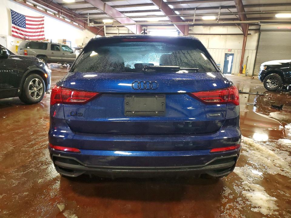 76444855 :رقم المزاد ، WA1EECF30R1150721 vin ، 2024 Audi Q3 مزاد بيع