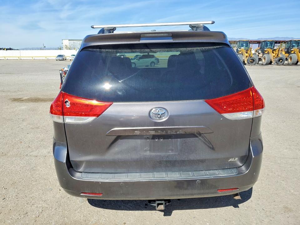 Продаж на аукціоні авто 2013 Toyota Sienna, vin: 5TDYK3DC6DS363361, номер лоту: 78666145