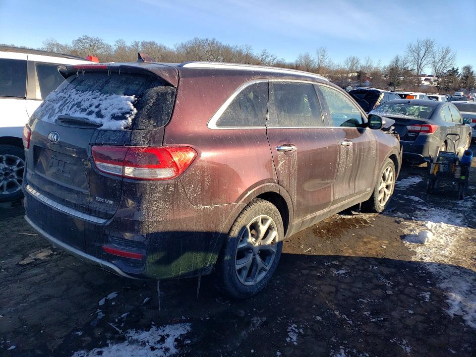 76197735 :رقم المزاد ، 5XYPKDA57GG066995 vin ، 2016 Kia Sorento مزاد بيع