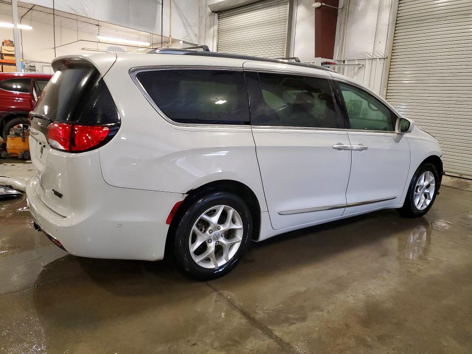 77671305 :رقم المزاد ، 2C4RC1EG4HR788518 vin ، 2017 Chrysler Pacifica مزاد بيع