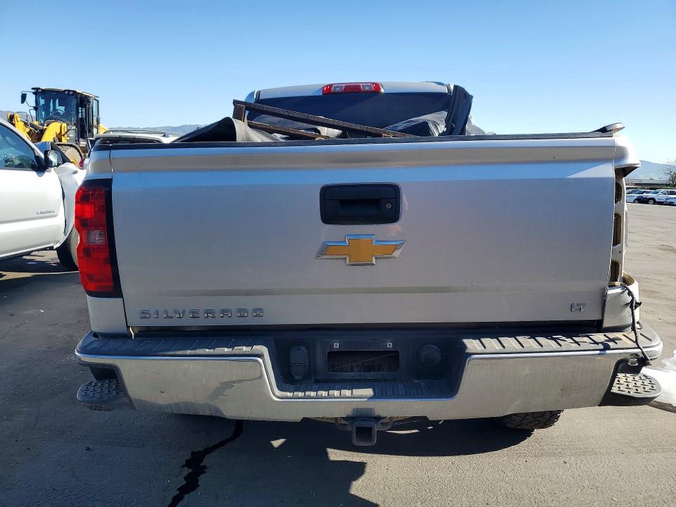 Продажа на аукционе авто 2018 Chevrolet Silverado, vin: 3GCUKREC7JG198205, номер лота: 75594015