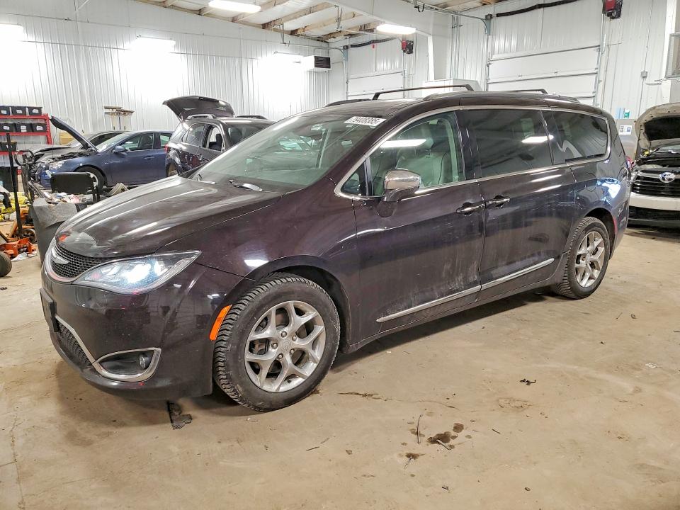 79408385 :رقم المزاد ، 2C4RC1GG6JR143078 vin ، 2018 Chrysler Pacifica مزاد بيع