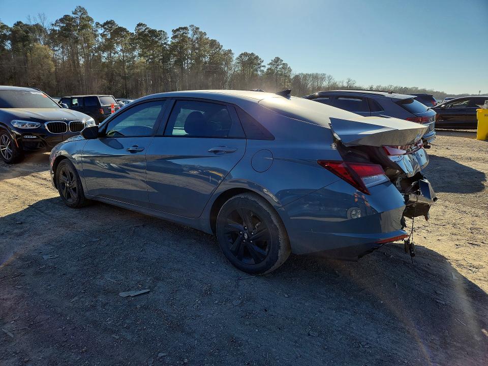 2022 Hyundai Elantra მანქანა იყიდება აუქციონზე, vin: KMHLM4AG8NU339816, აუქციონის ნომერი: 78527575