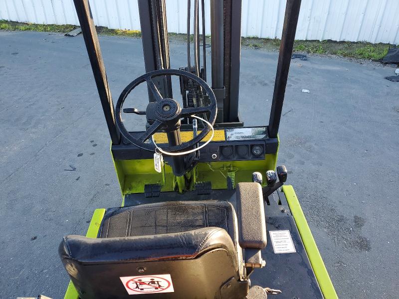 74396355 :رقم المزاد ، G12704027645K0F vin ، 1990 Clark Forklift Gcs17s مزاد بيع