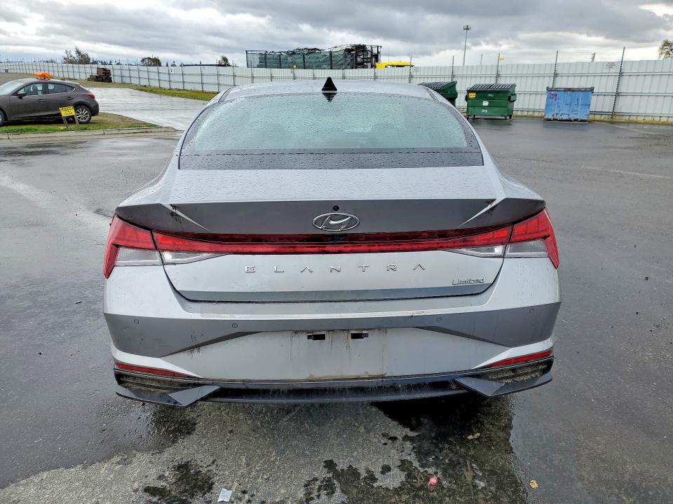 78135945 :رقم المزاد ، 5NPLP4AG3NH083705 vin ، 2022 Hyundai Elantra مزاد بيع