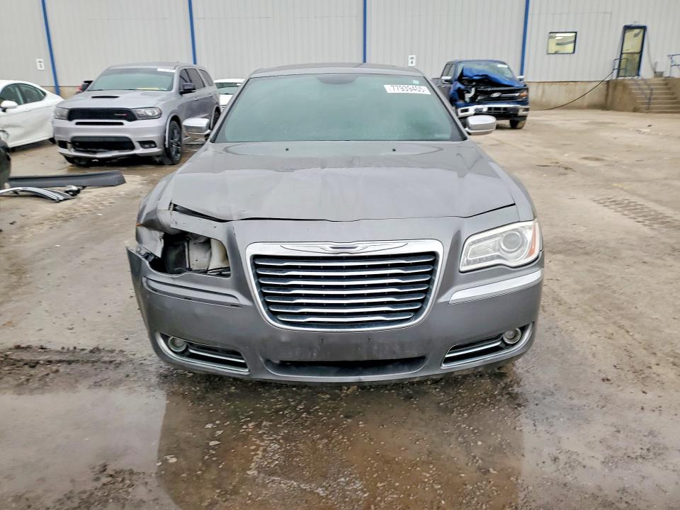 Продажа на аукционе авто 2012 Chrysler 300, vin: 2C3CCAHG0CH133146, номер лота: 77939405