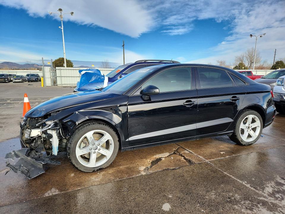 Продаж на аукціоні авто 2018 Audi A3, vin: WAUB8GFF1J1005478, номер лоту: 78296265