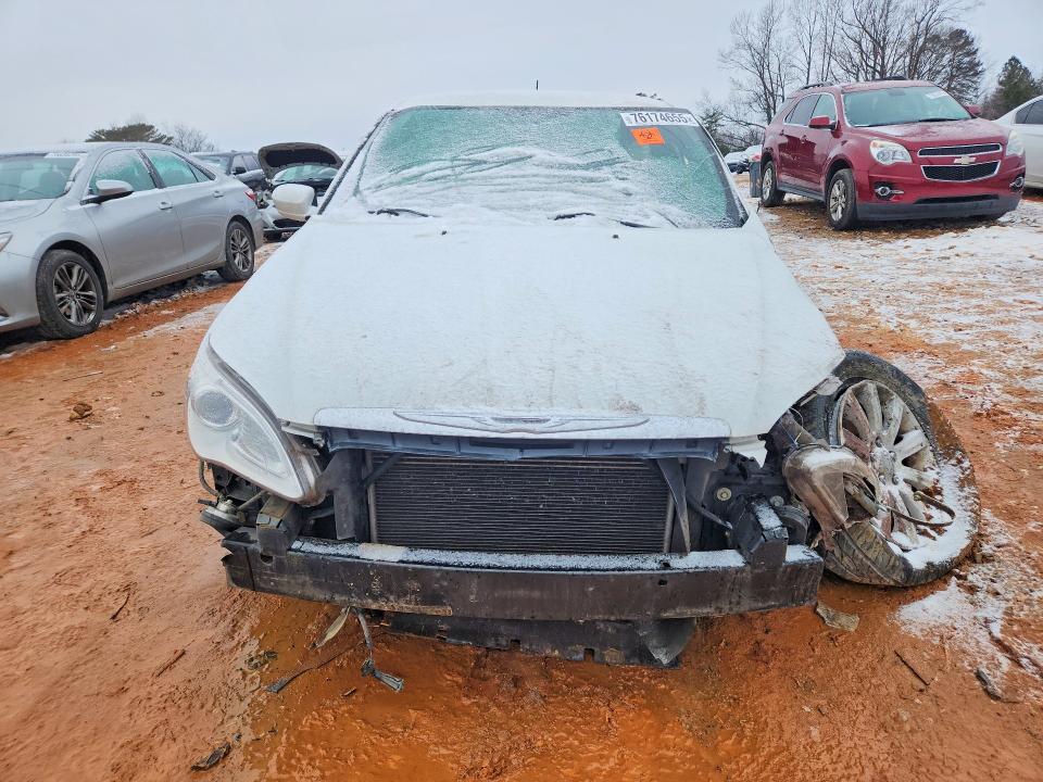 Продажа на аукционе авто 2013 Chrysler 200, vin: 1C3CCBBB7DN684802, номер лота: 76174655