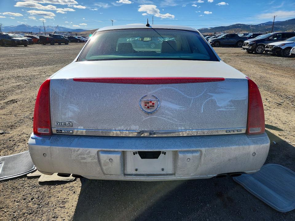 79020885 :رقم المزاد ، 1G6KD57Y28U151628 vin ، 2008 Cadillac Dts مزاد بيع