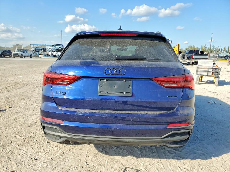76363335 :رقم المزاد ، WA1EECF32S1079558 vin ، 2025 Audi Q3 Premium مزاد بيع