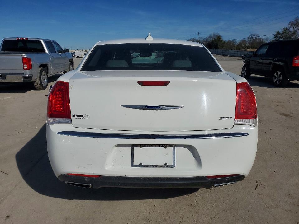 78165725 :رقم المزاد ، 2C3CCAAG8JH222647 vin ، 2018 Chrysler 300 مزاد بيع