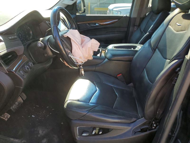 76637295 :رقم المزاد ، 1GYS4BKJ0HR135995 vin ، 2017 Cadillac Escalade مزاد بيع