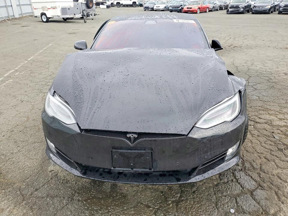 Продажа на аукционе авто 2019 Tesla Model S, vin: 5YJSA1E43KF335149, номер лота: 78643435