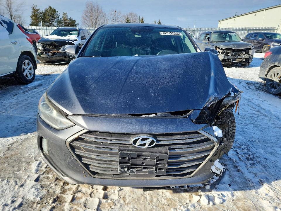 74349695 :رقم المزاد ، KMHD84LF8HU316070 vin ، 2017 Hyundai Elantra مزاد بيع