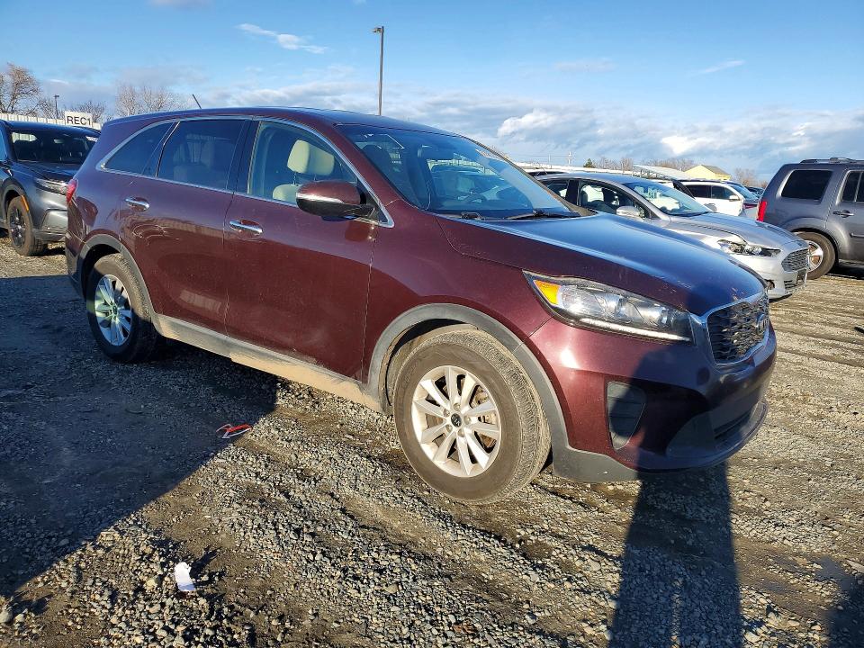 77987465 :رقم المزاد ، 5XYPG4A52KG467459 vin ، 2019 Kia Sorento مزاد بيع